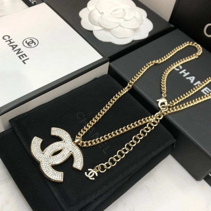EyeCatching Chanel Necklaces 218951