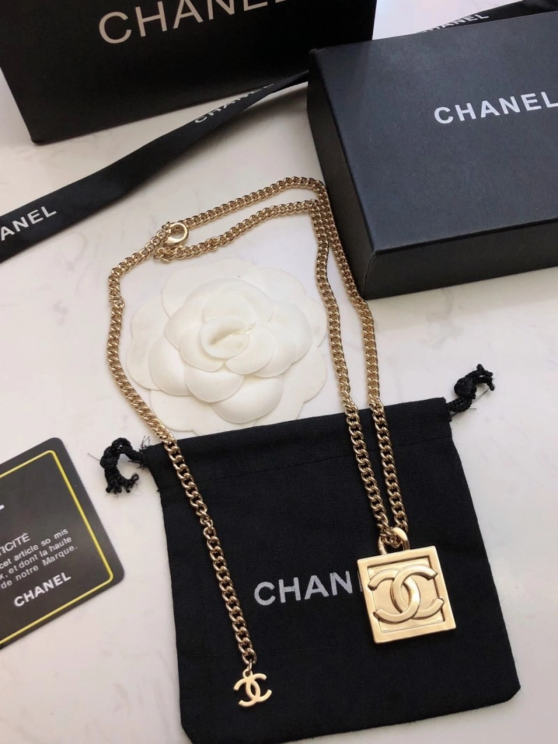 TechFriendly Chanel Necklaces 218952