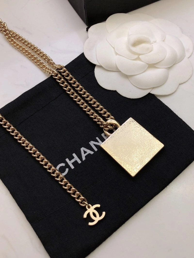 TechFriendly Chanel Necklaces 218952