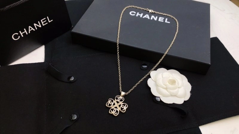 Chanel Necklaces Casual 218946