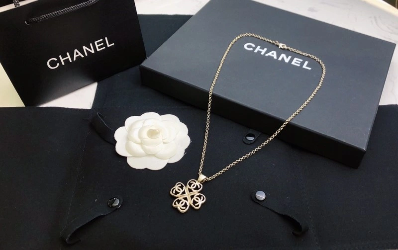Chanel Necklaces Casual 218946