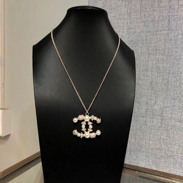 Chanel Necklaces Casual 218942