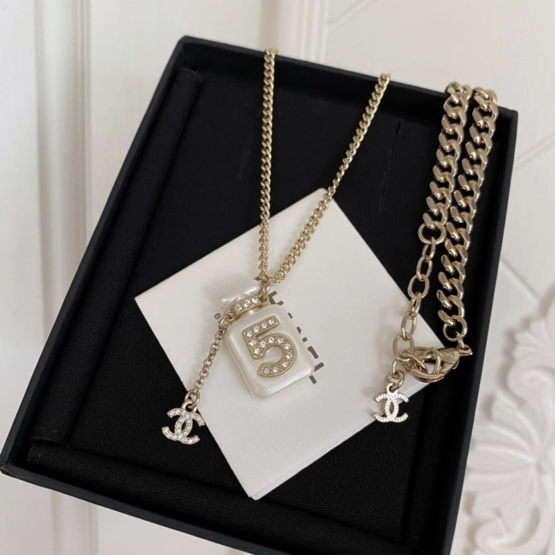 Chanel Necklaces Bold 218922