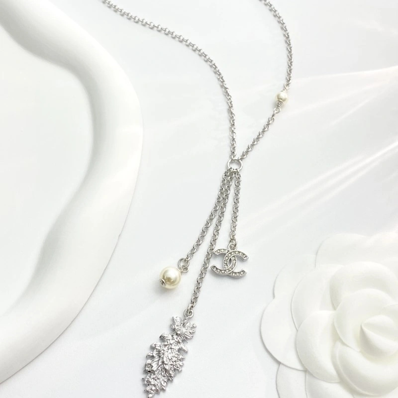 Chanel Necklaces WellDesigned 218945