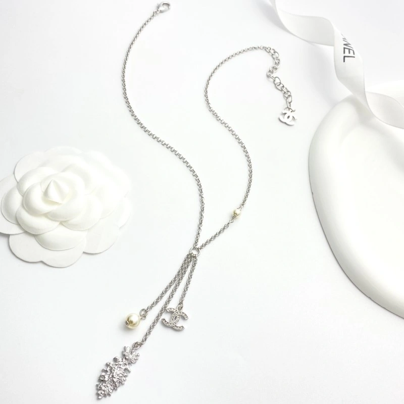 Chanel Necklaces WellDesigned 218945
