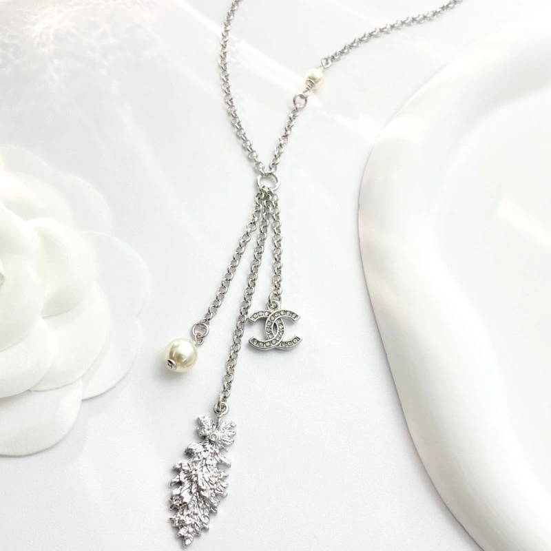 Chanel Necklaces WellDesigned 218945
