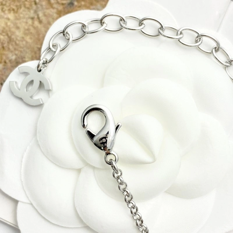 Chanel Necklaces WellDesigned 218945