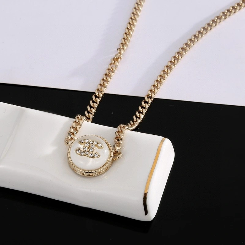 Chanel Necklaces Vibrant 218959