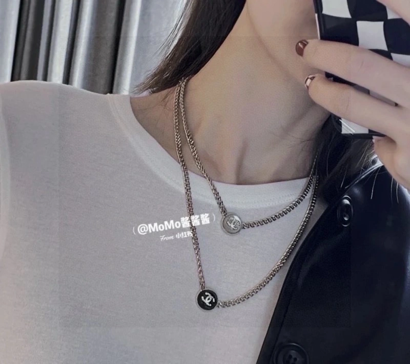 Chanel Necklaces Vibrant 218959