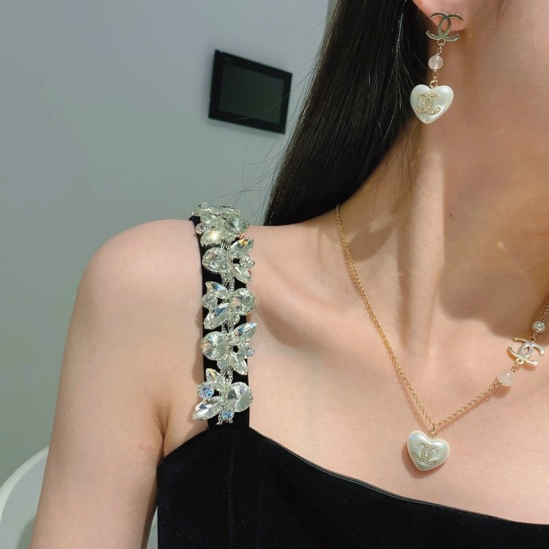Unique Chanel Necklaces 218925