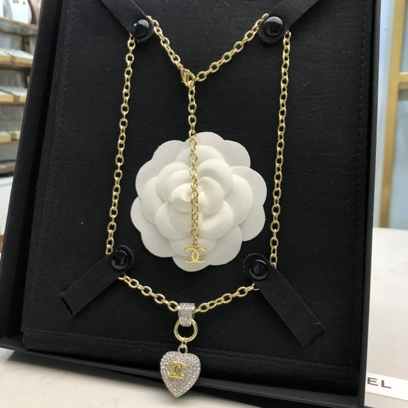 Chanel Necklaces Unisex 218940