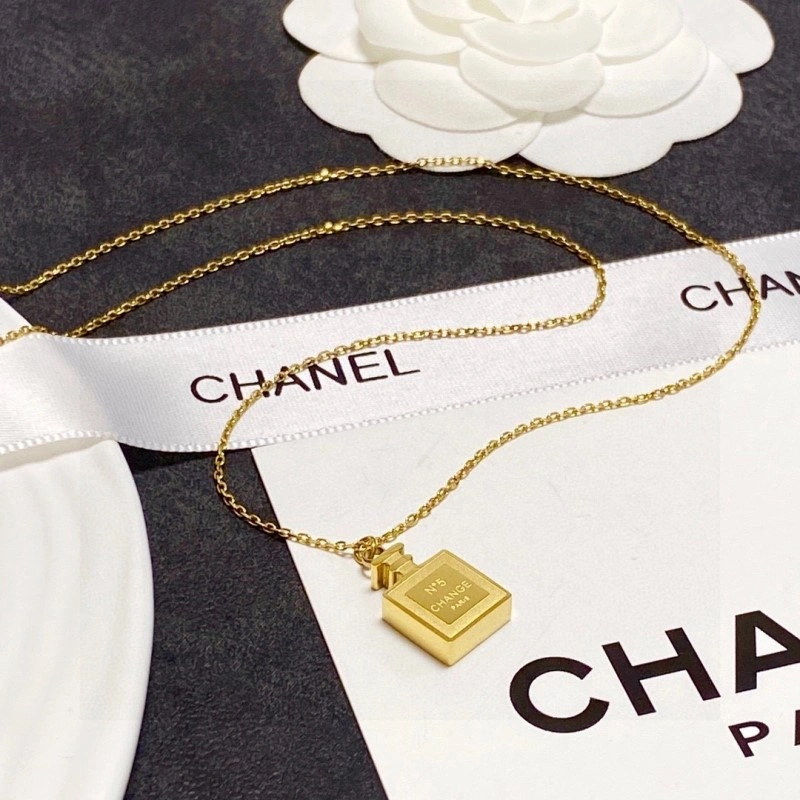 QuickDry Chanel Necklaces 218944