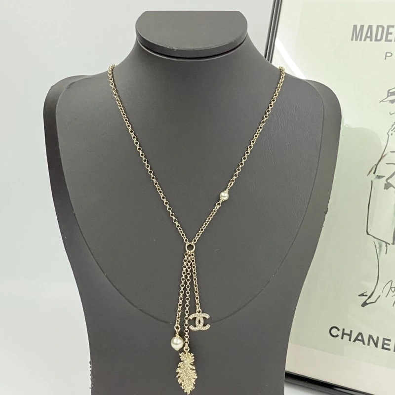 Casual Chanel Necklaces 218912