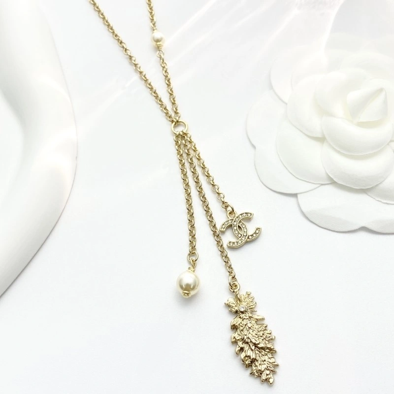 Casual Chanel Necklaces 218912