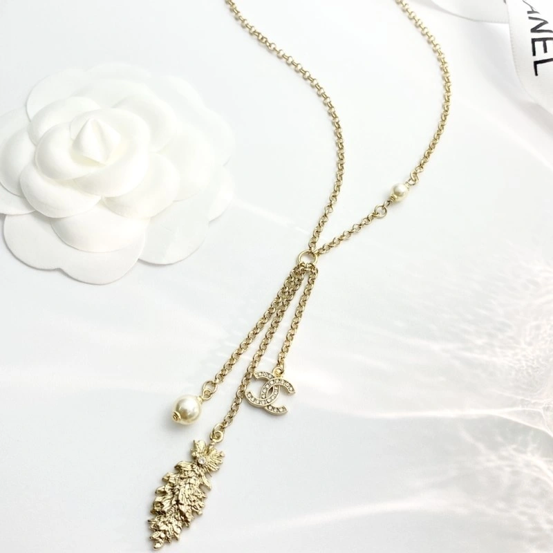 Casual Chanel Necklaces 218912