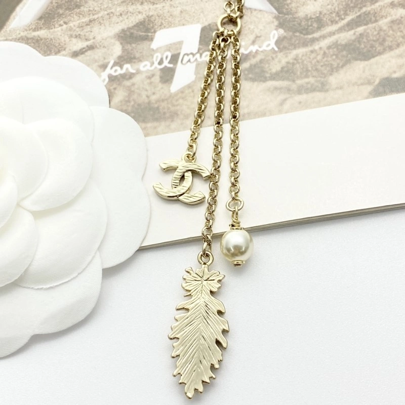 Casual Chanel Necklaces 218912