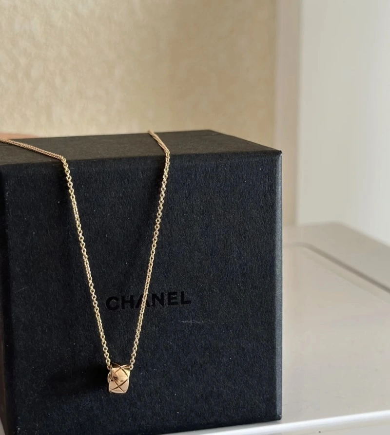 ZeroBulk Chanel Necklaces 218915
