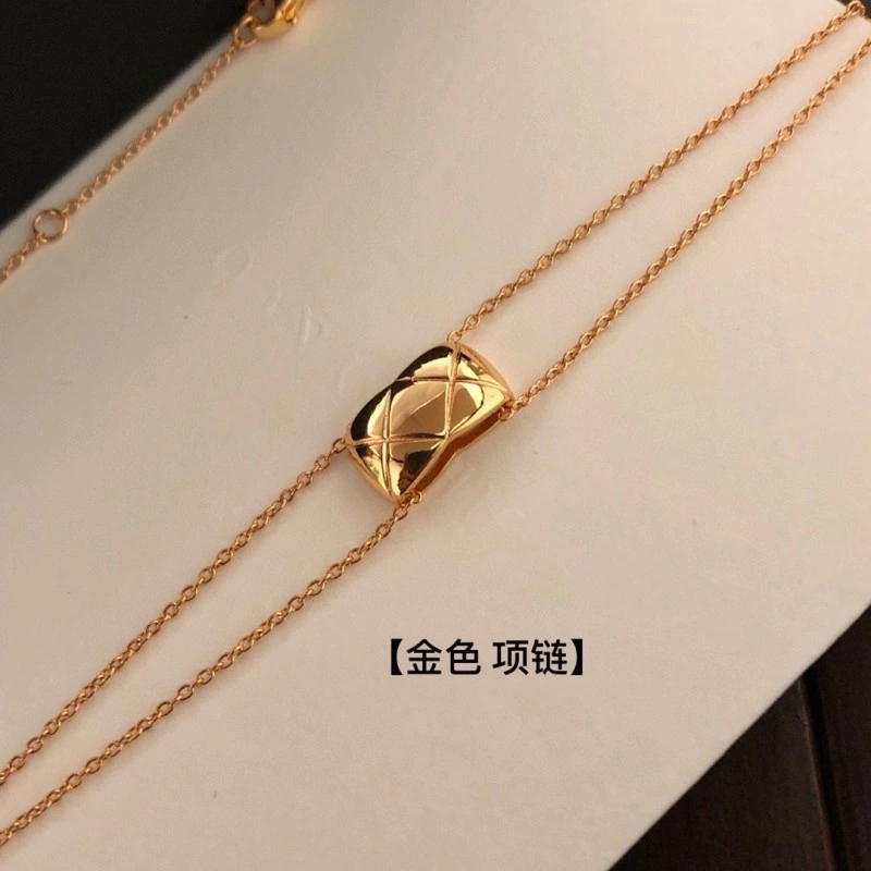 Chanel Necklaces Sophisticated 218923
