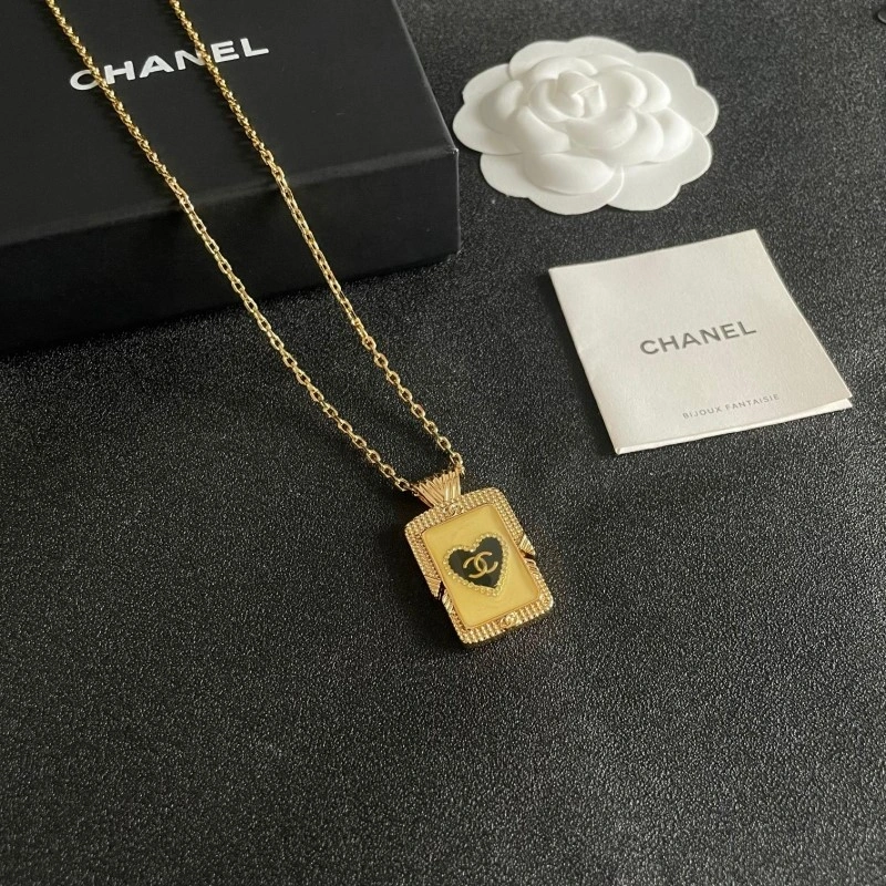 SoftTouch Chanel Necklaces 218902