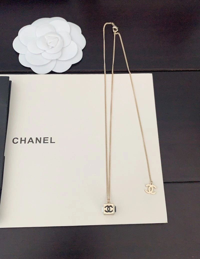 Chanel Necklaces Resilient 218914