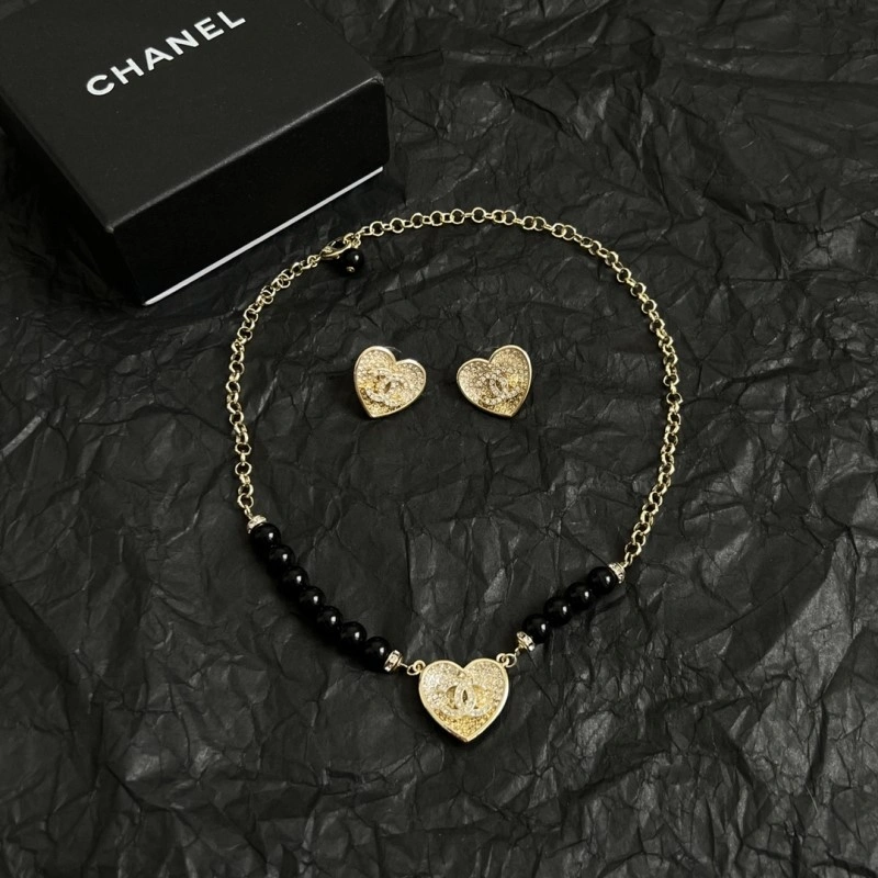 Affordable Chanel Necklaces 218906