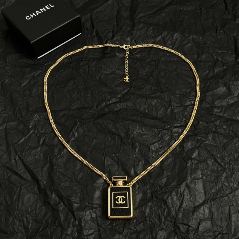 SunProtective Chanel Necklaces 218887