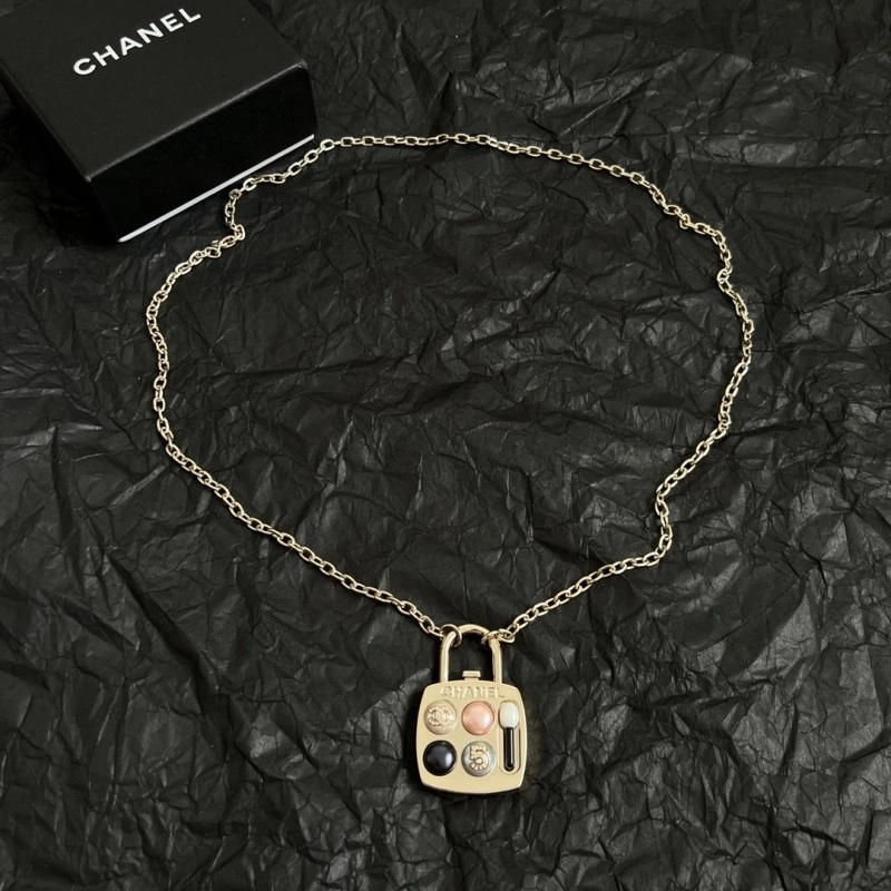 Chanel Necklaces Unique 218903