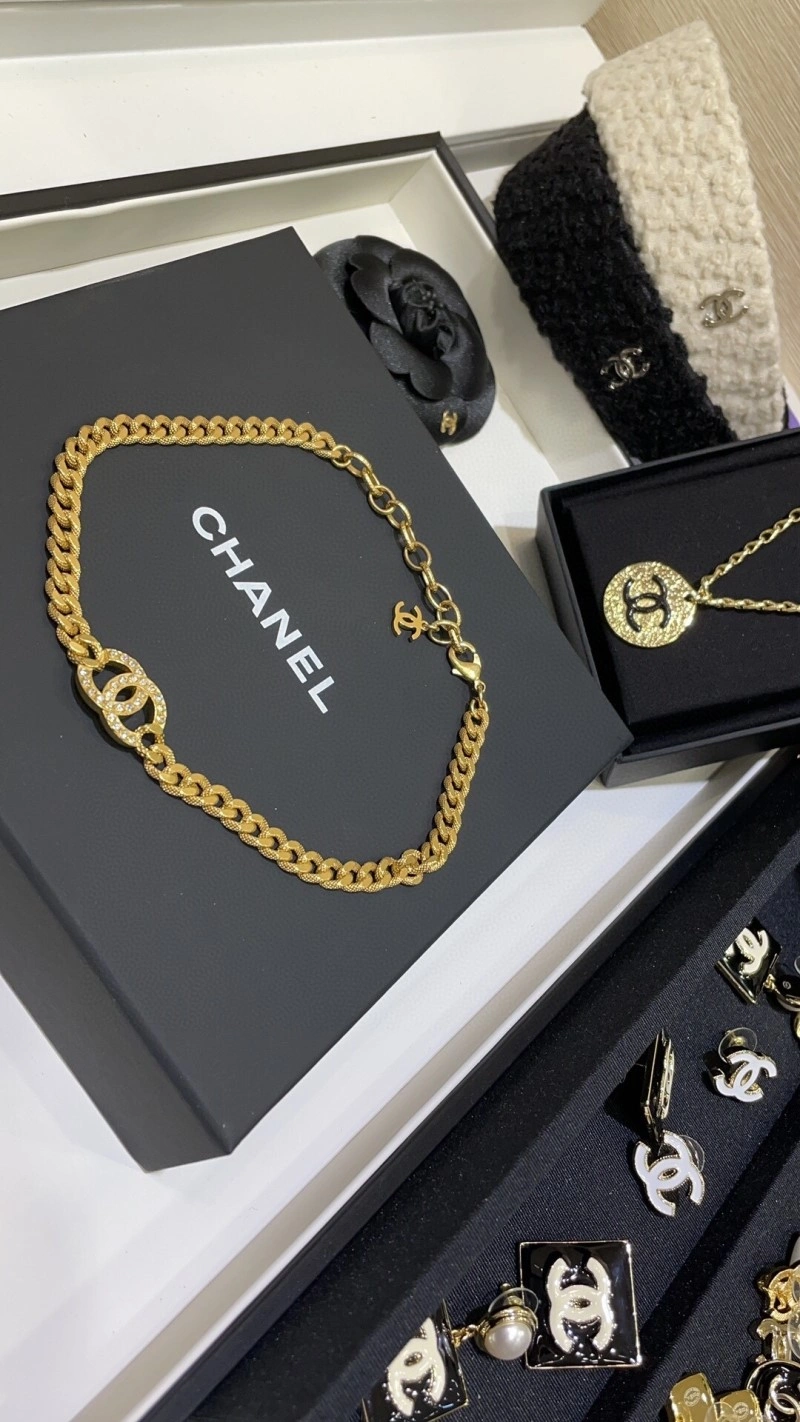 Chanel Necklaces Premium 218969
