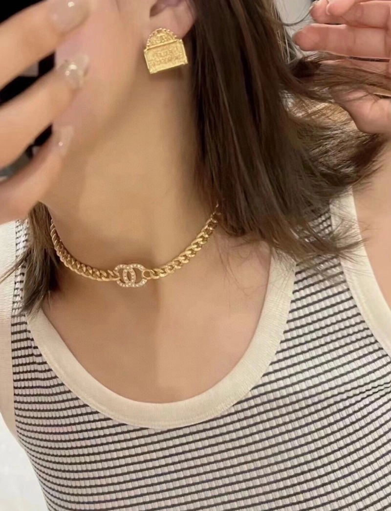 Chanel Necklaces Premium 218969