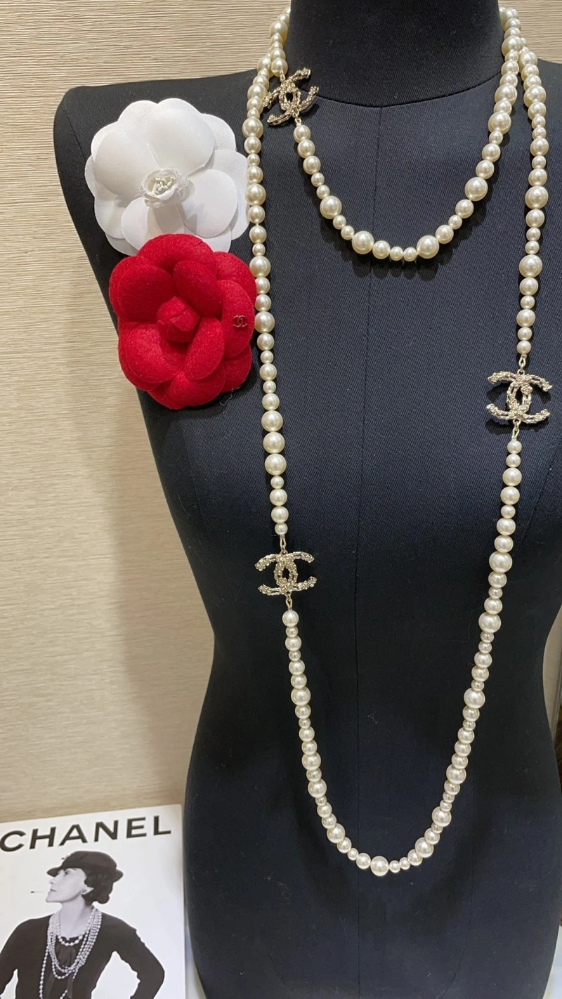 Chanel Necklaces Comfortable 218891