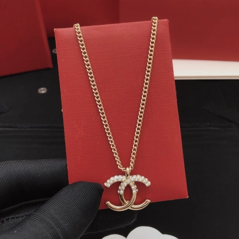 Compact Chanel Necklaces 218892