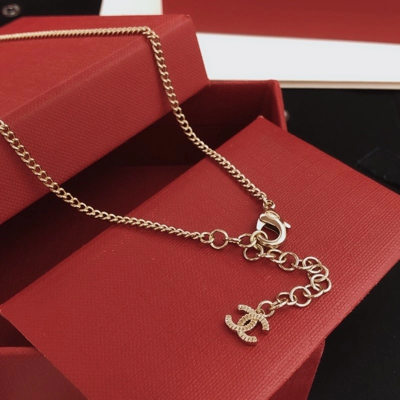 Compact Chanel Necklaces 218892