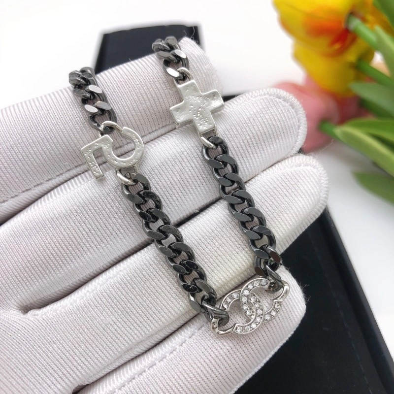 Sleek Chanel Necklaces 218884