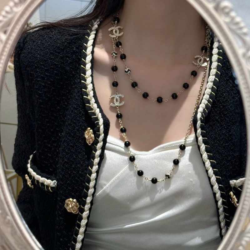 Chanel Necklaces Versatile 218888