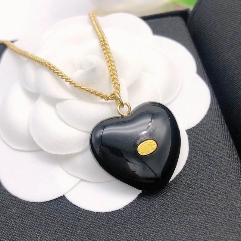 Affordable Chanel Necklaces 218881