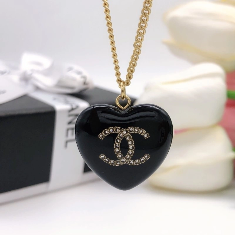 Affordable Chanel Necklaces 218881