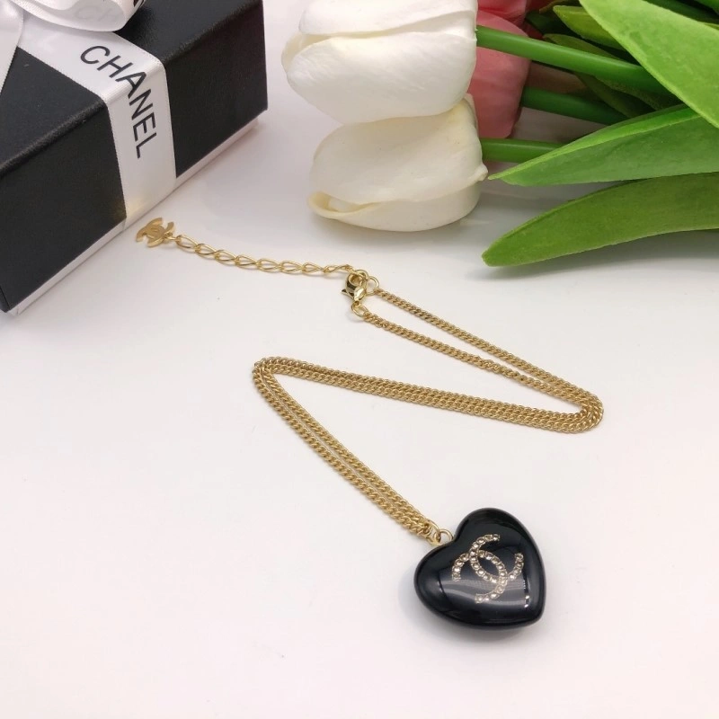 Affordable Chanel Necklaces 218881
