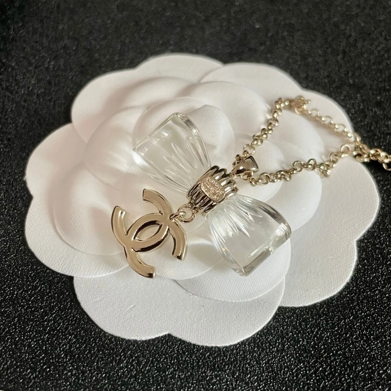 Chanel Necklaces Vibrant 218866