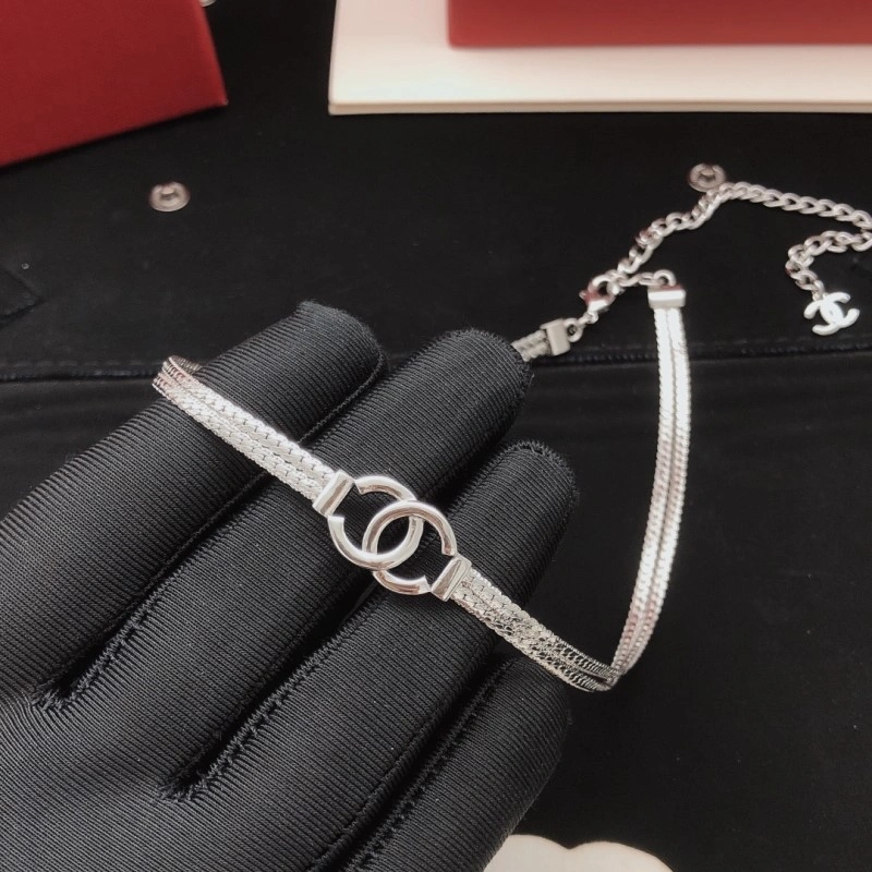Classic Chanel Necklaces 218855