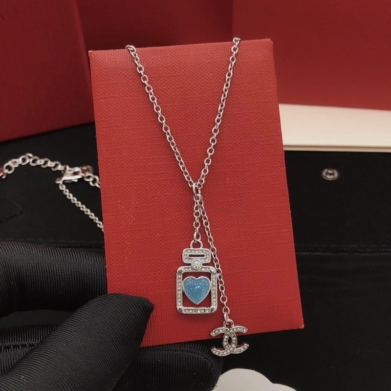 Chanel Necklaces Youthful 218916