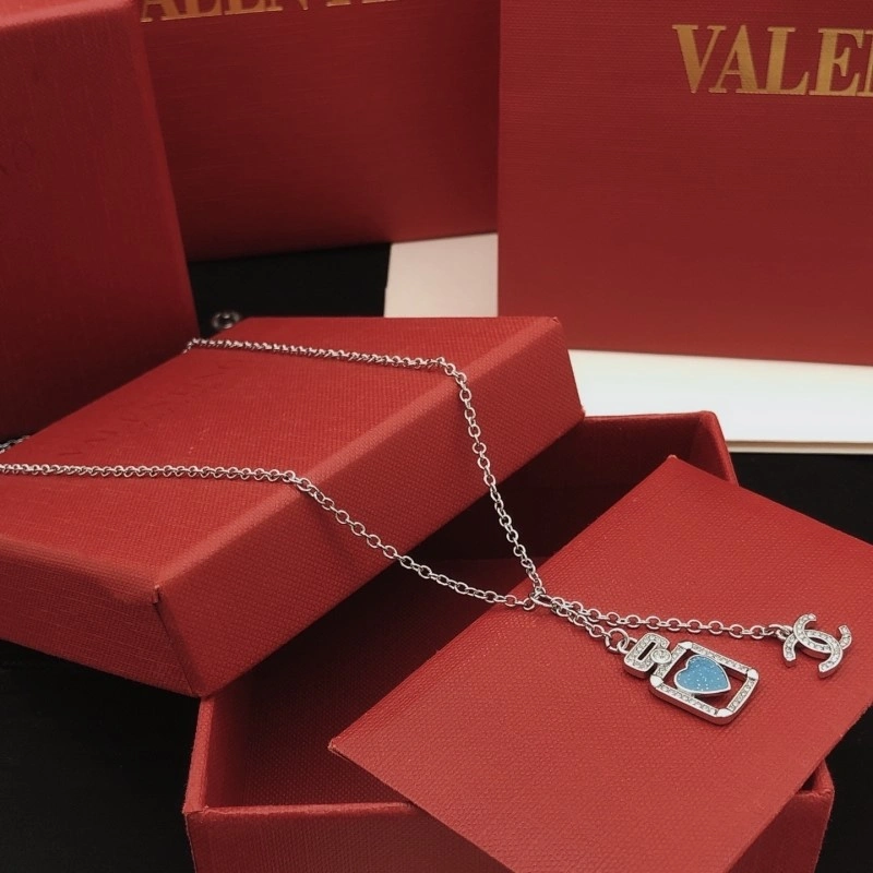 Chanel Necklaces Youthful 218916