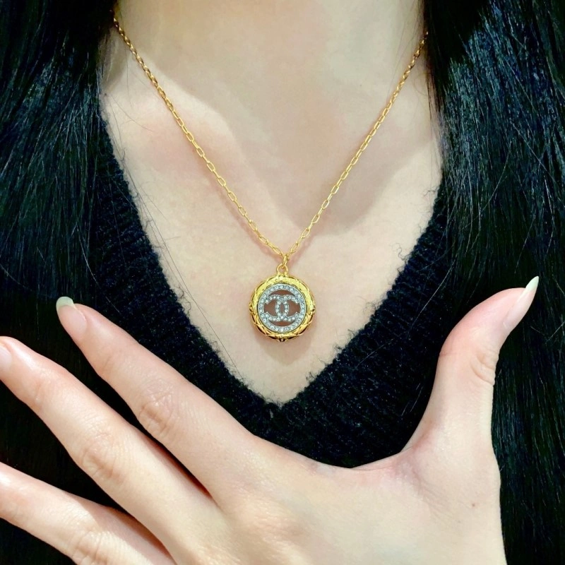 Chanel Necklaces Durable 218863