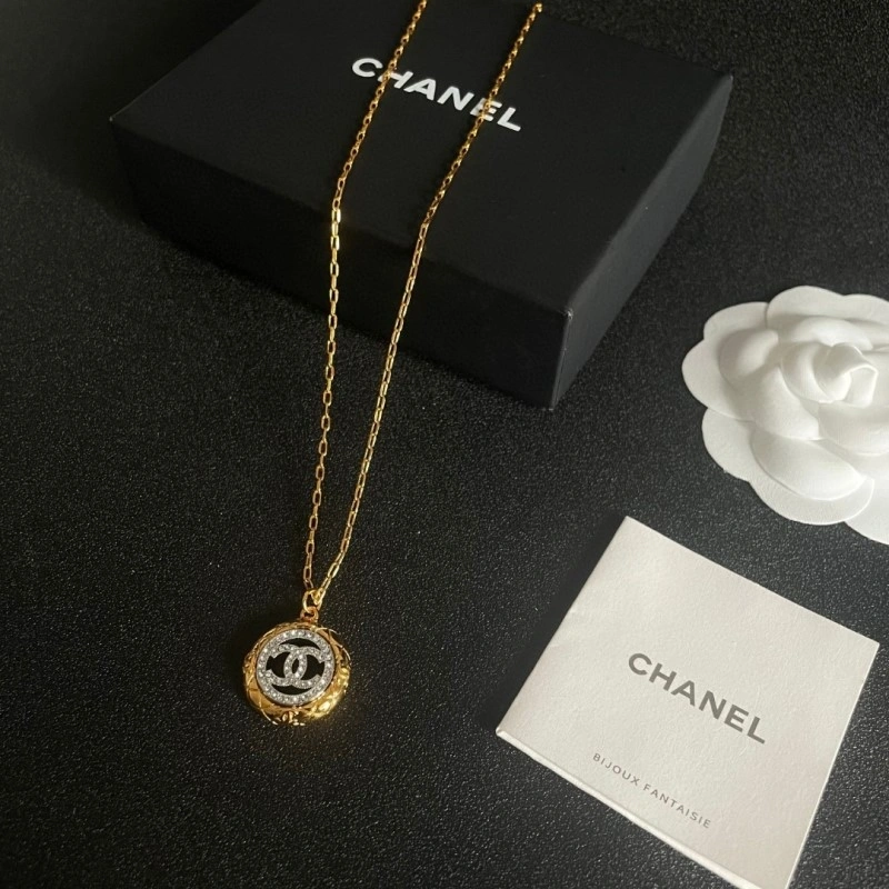 Chanel Necklaces Durable 218863
