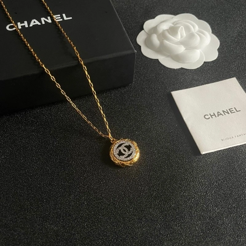 Chanel Necklaces Durable 218863