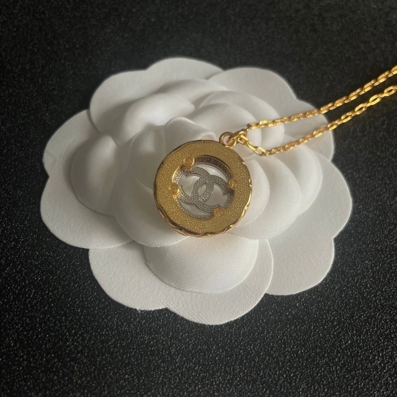 Chanel Necklaces Durable 218863