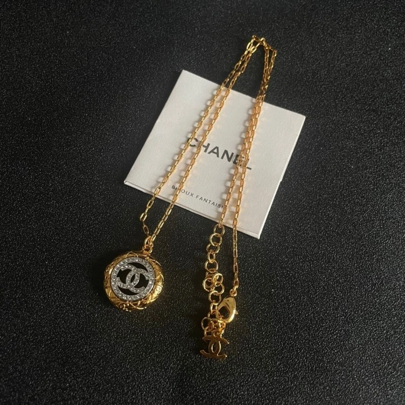 Chanel Necklaces Durable 218863