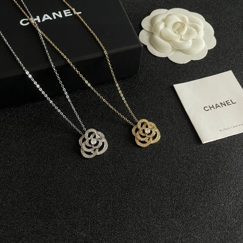 Casual Chanel Necklaces 218854