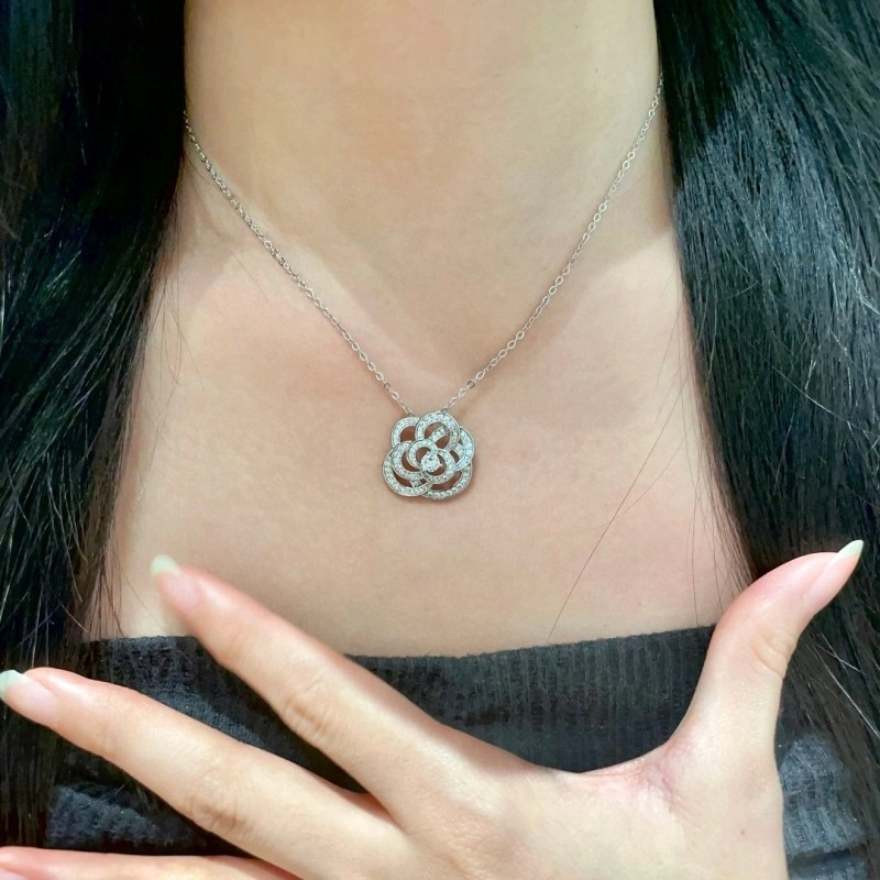 Casual Chanel Necklaces 218854