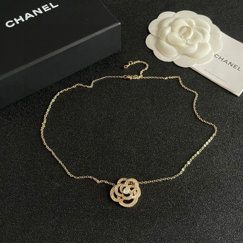 Fashionable Chanel Necklaces 218851