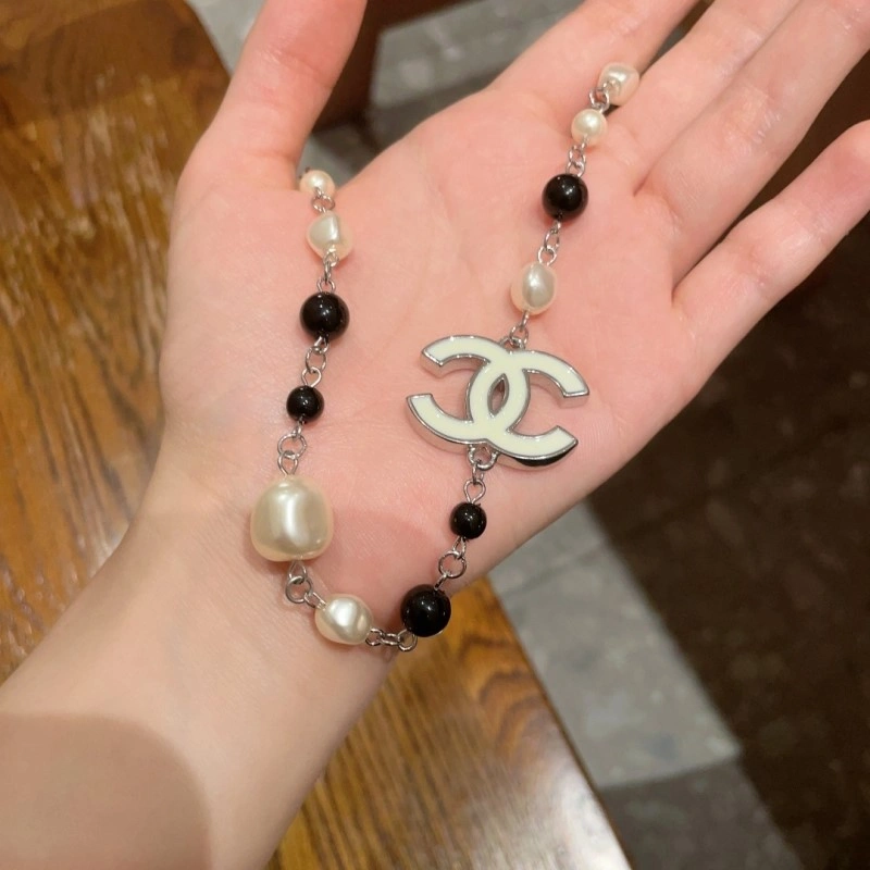Original Chanel Necklaces 218849